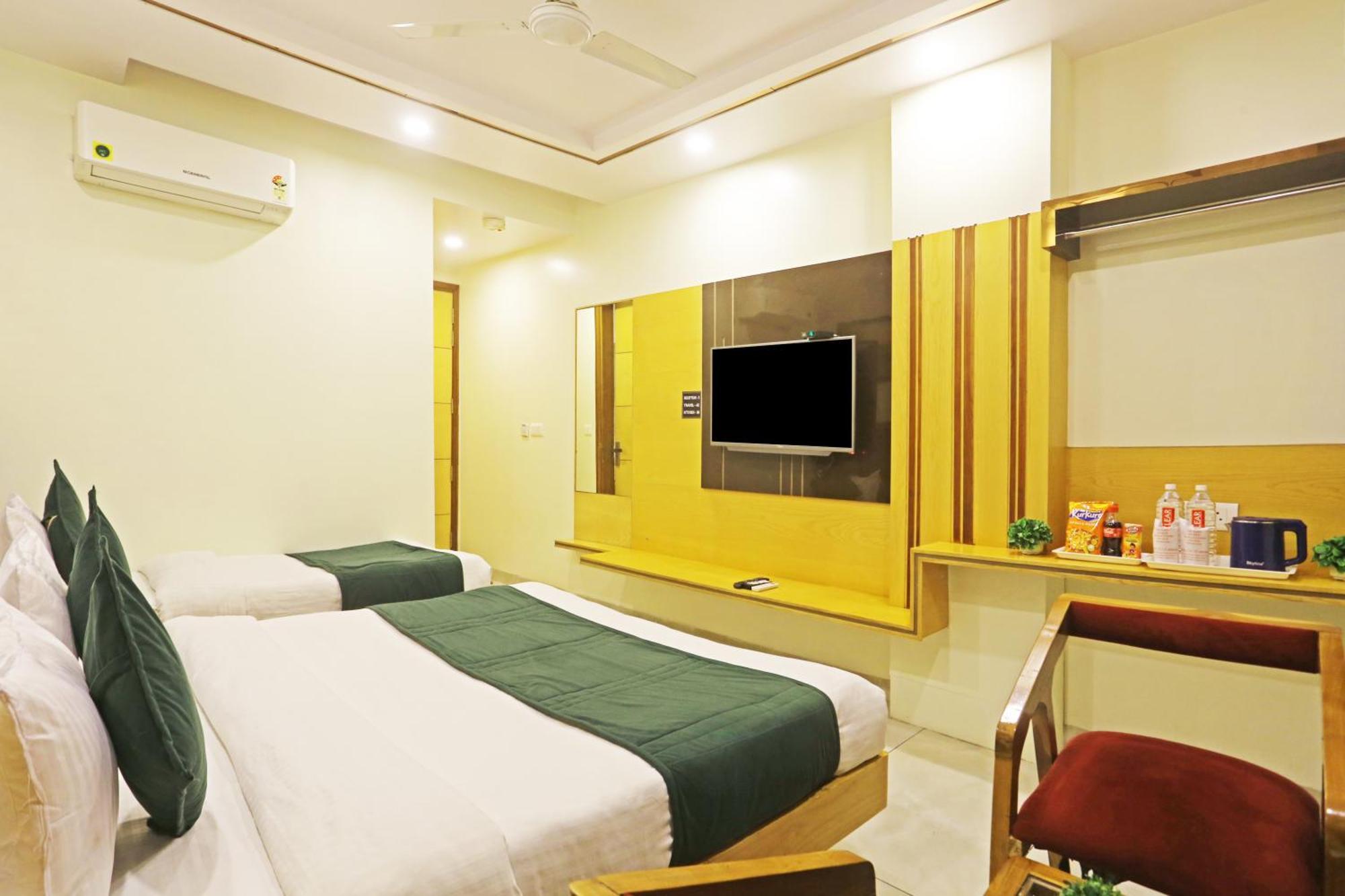 Hotel Aman Imperial Just A Minute Away From New Delhi Railway Station And Connaught Place ภายนอก รูปภาพ