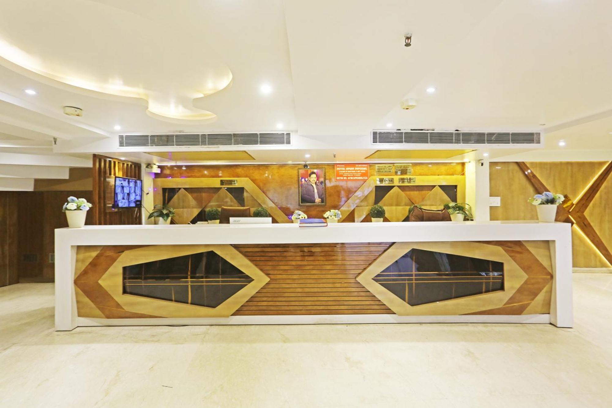 Hotel Aman Imperial Just A Minute Away From New Delhi Railway Station And Connaught Place ภายนอก รูปภาพ