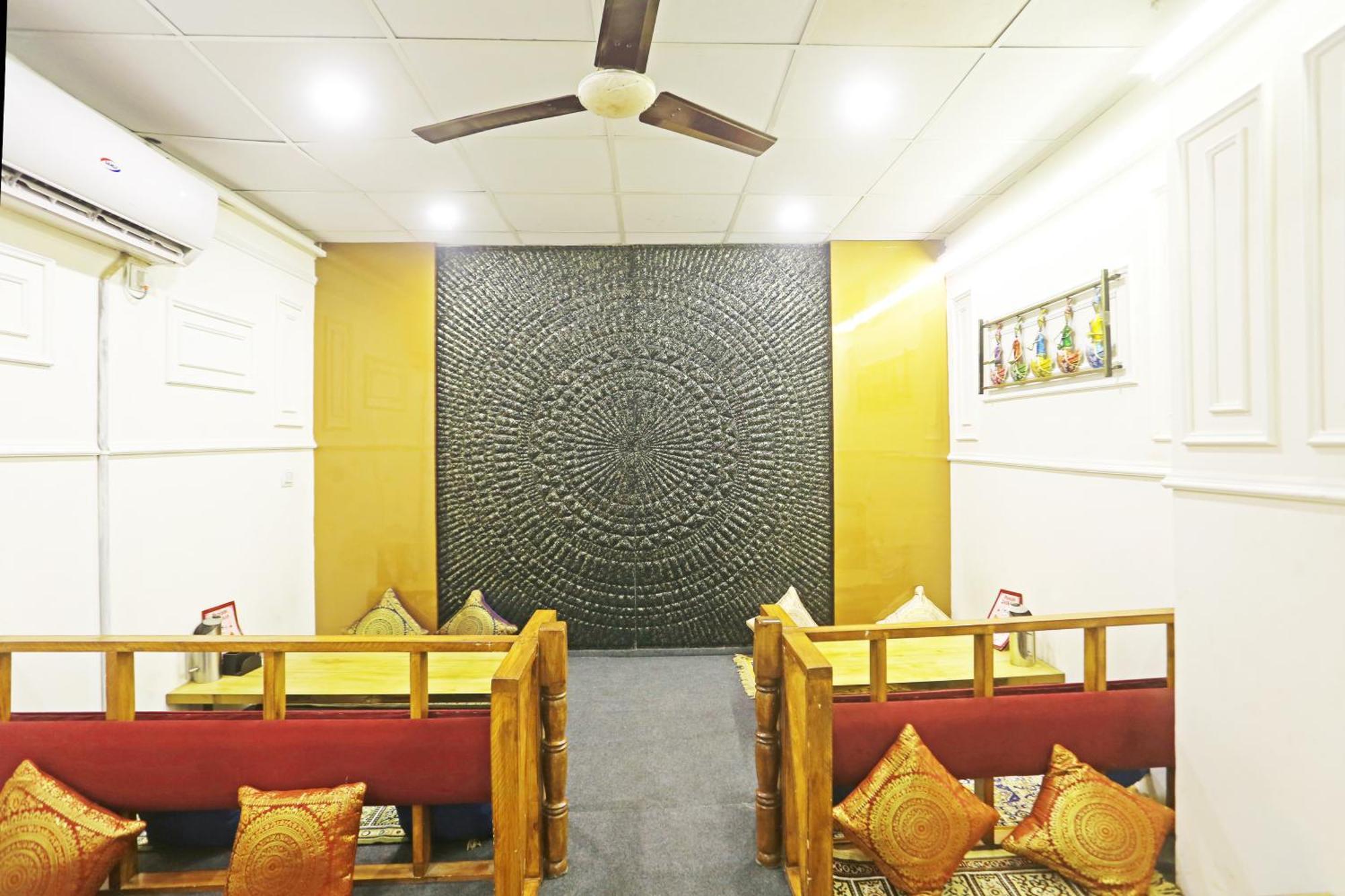 Hotel Aman Imperial Just A Minute Away From New Delhi Railway Station And Connaught Place ภายนอก รูปภาพ