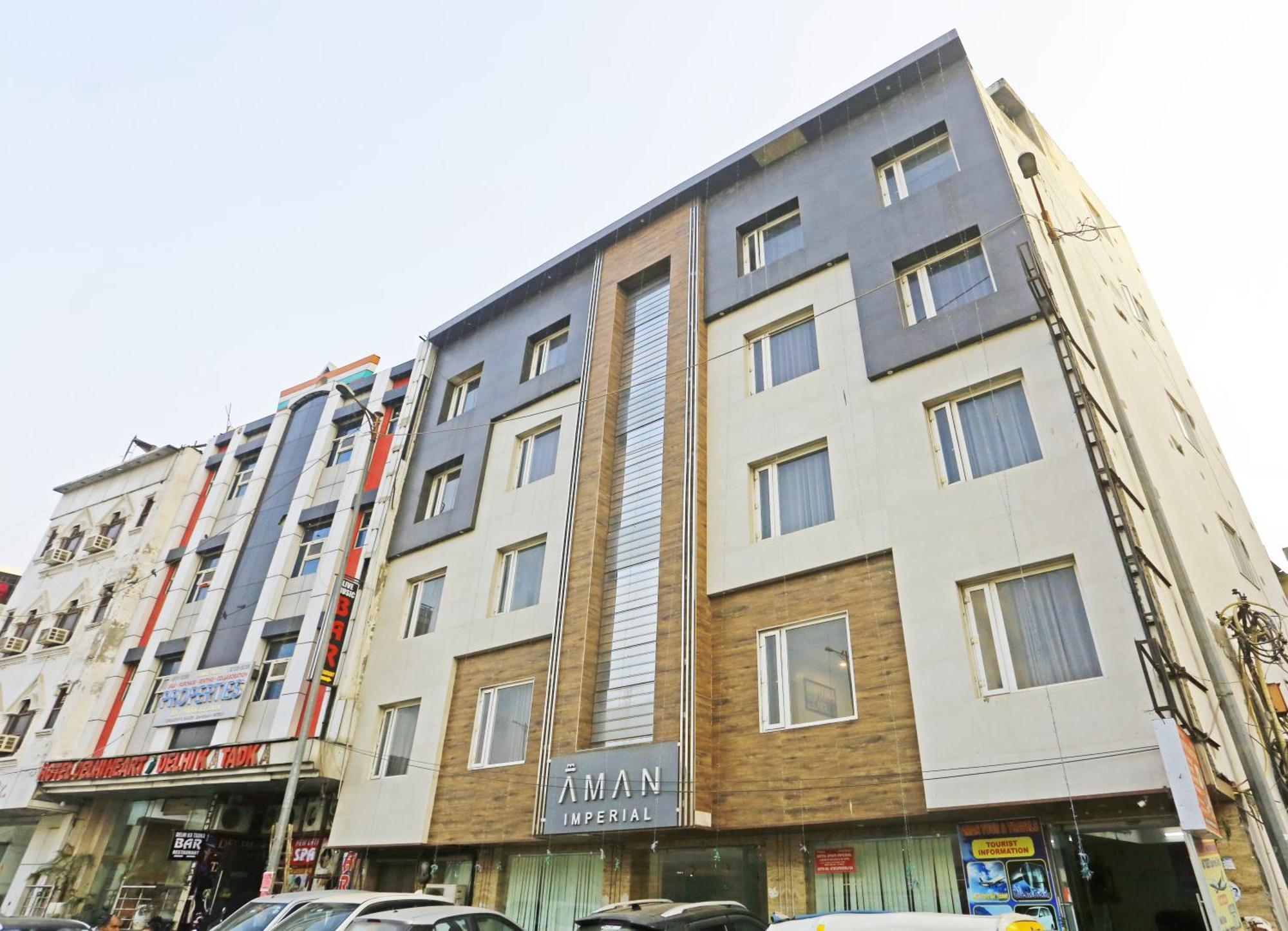 Hotel Aman Imperial Just A Minute Away From New Delhi Railway Station And Connaught Place ภายนอก รูปภาพ