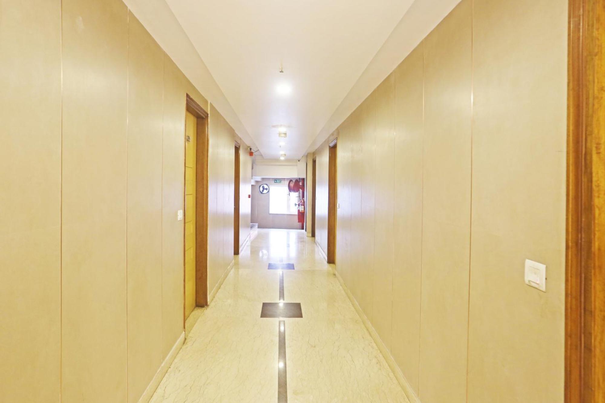 Hotel Aman Imperial Just A Minute Away From New Delhi Railway Station And Connaught Place ภายนอก รูปภาพ